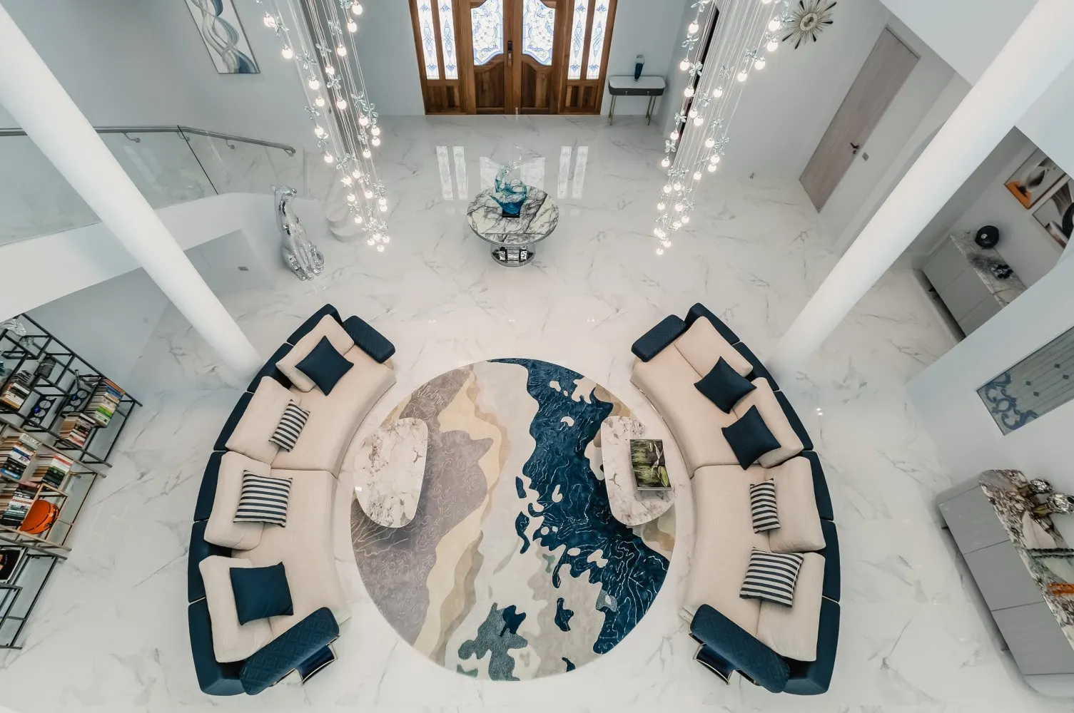 Property image - full photo 3