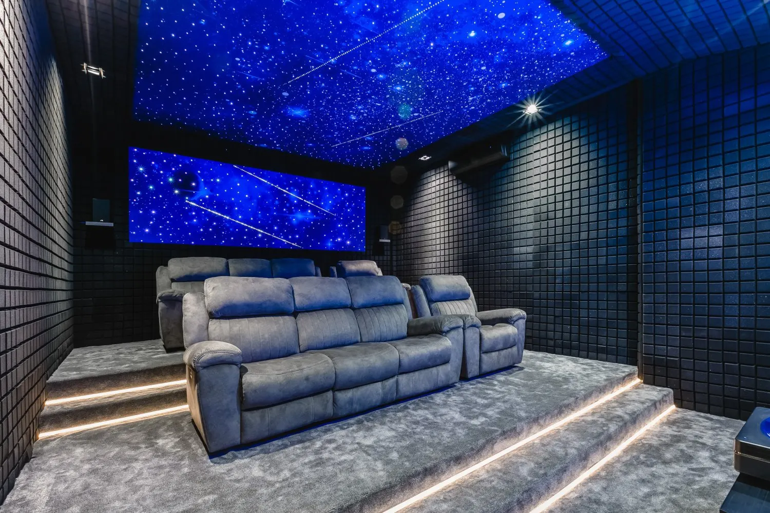 Property image - full photo 18