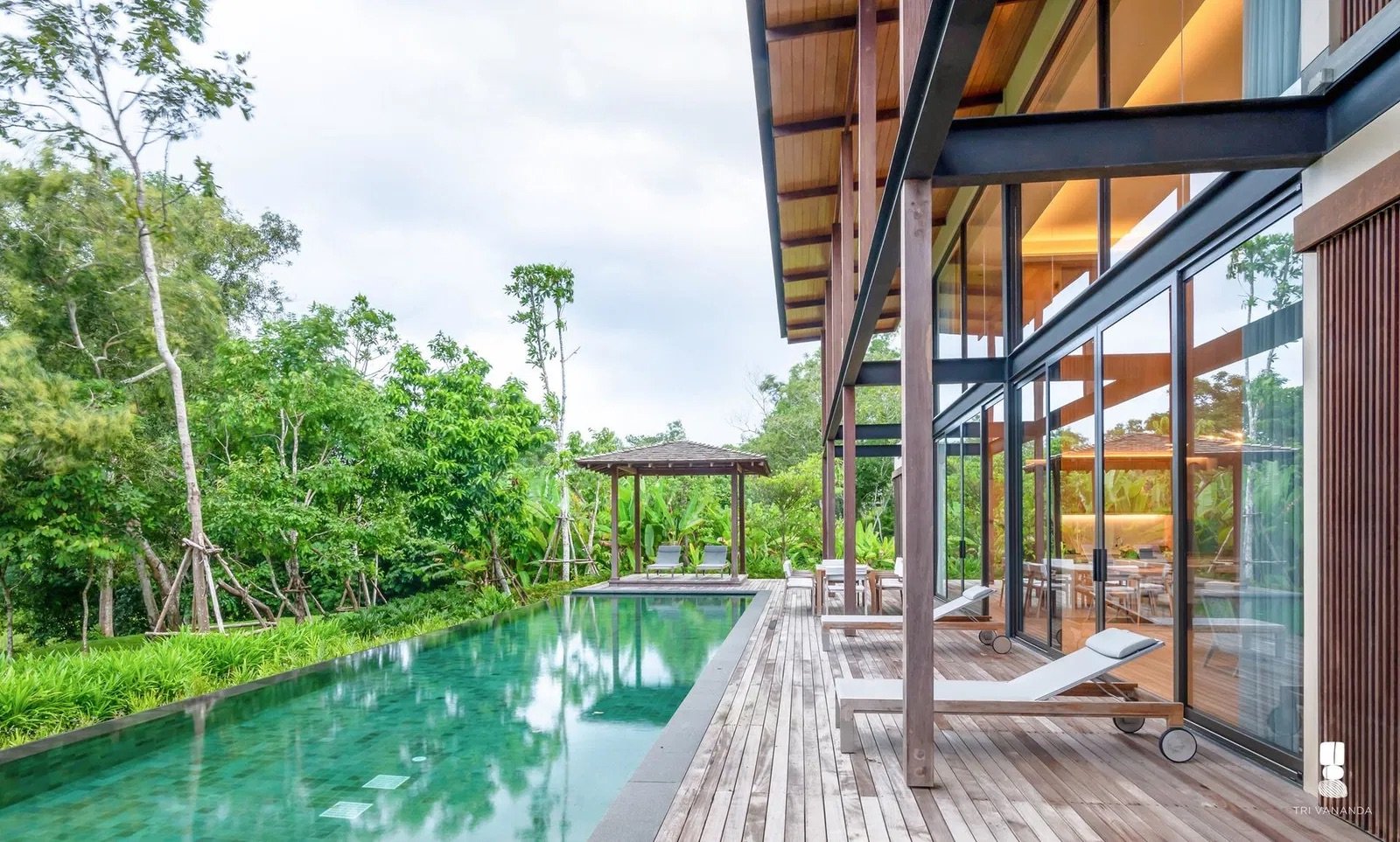 Property image - full photo 13