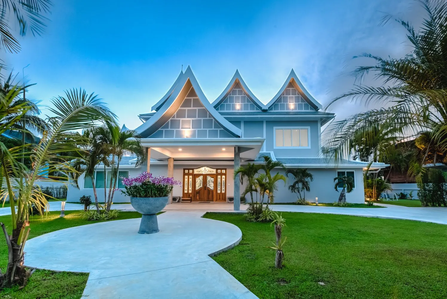 Property image - full photo 38