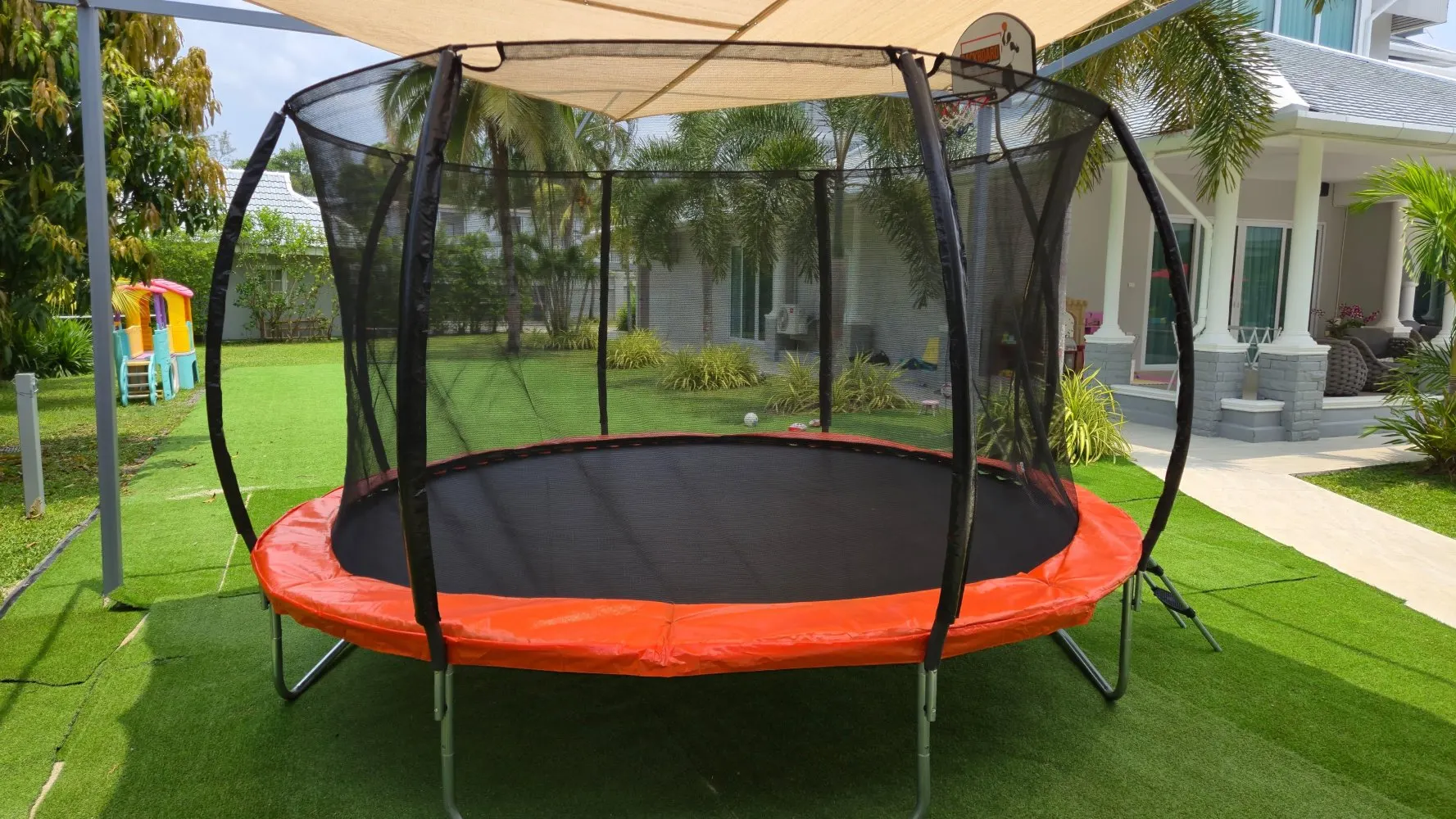 Property image - full photo 49