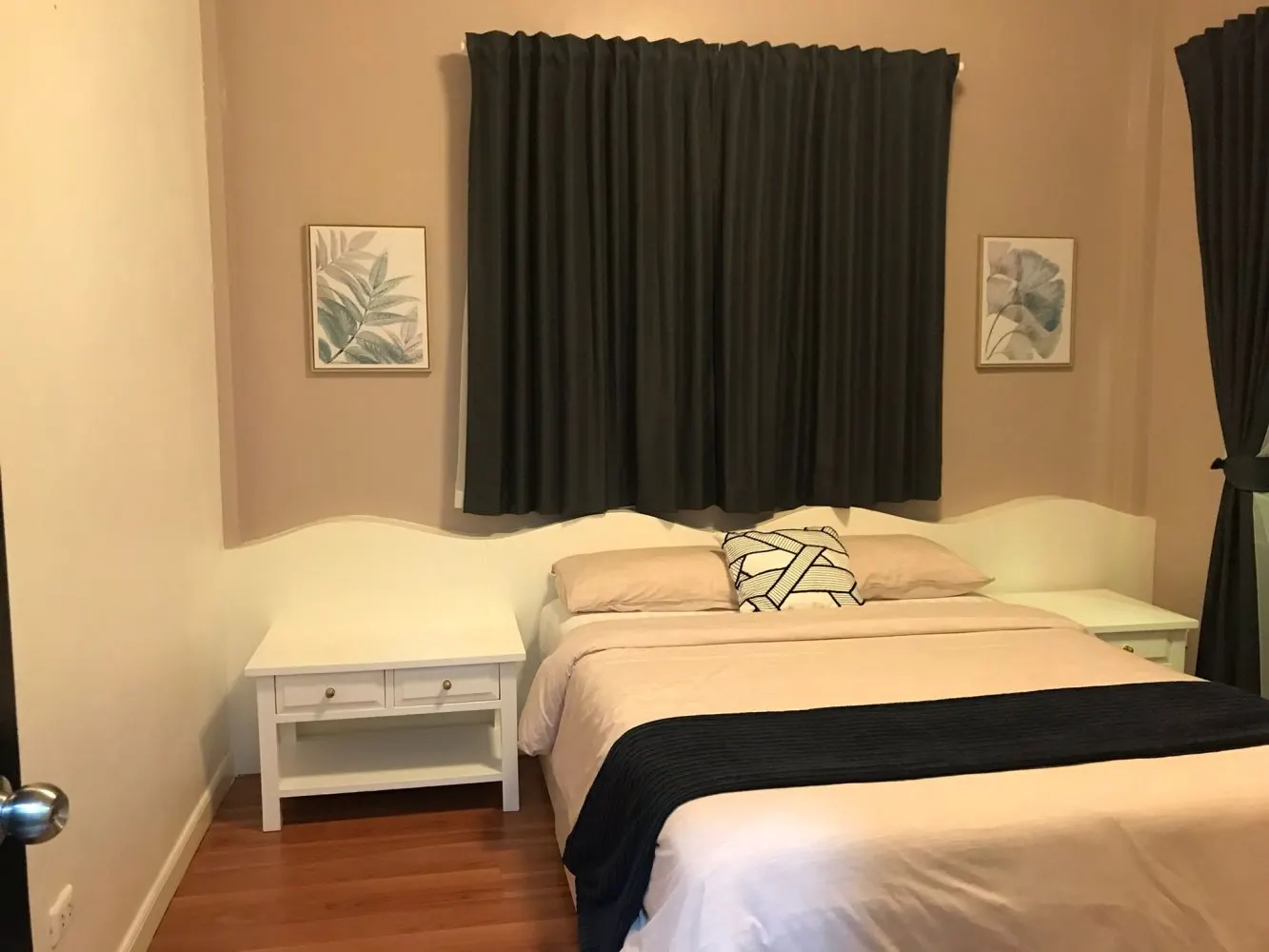 Property image - full photo 18