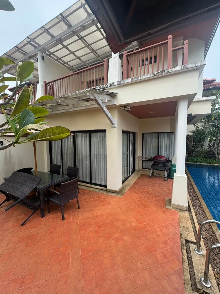 Property image - full photo 2