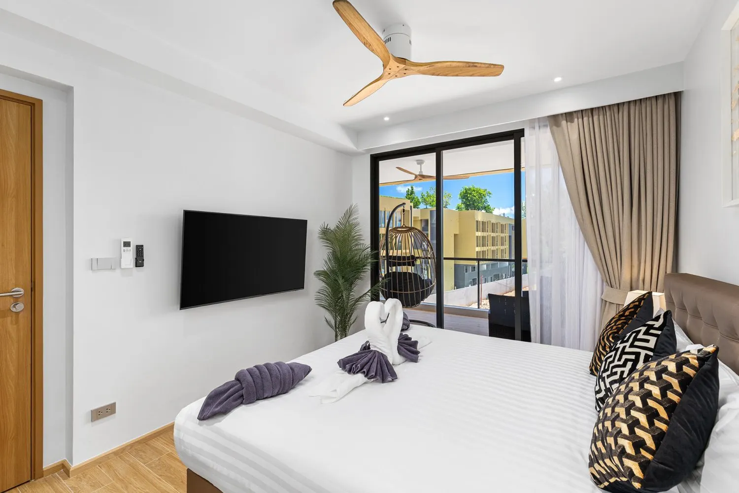 Property image - full photo 24