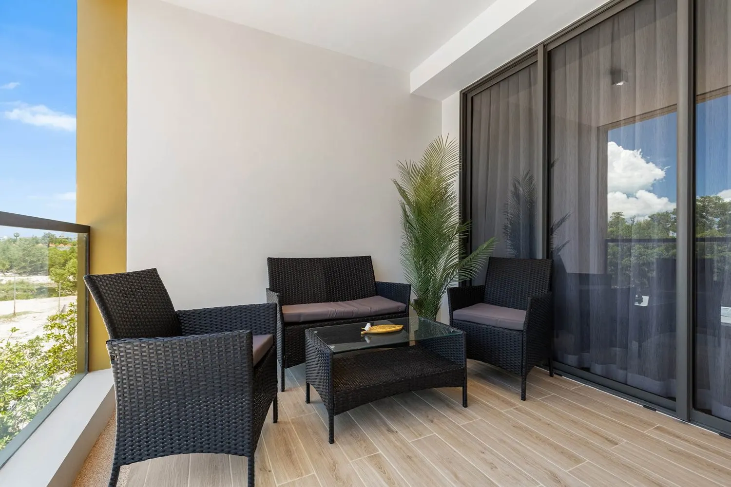 Property image - full photo 29