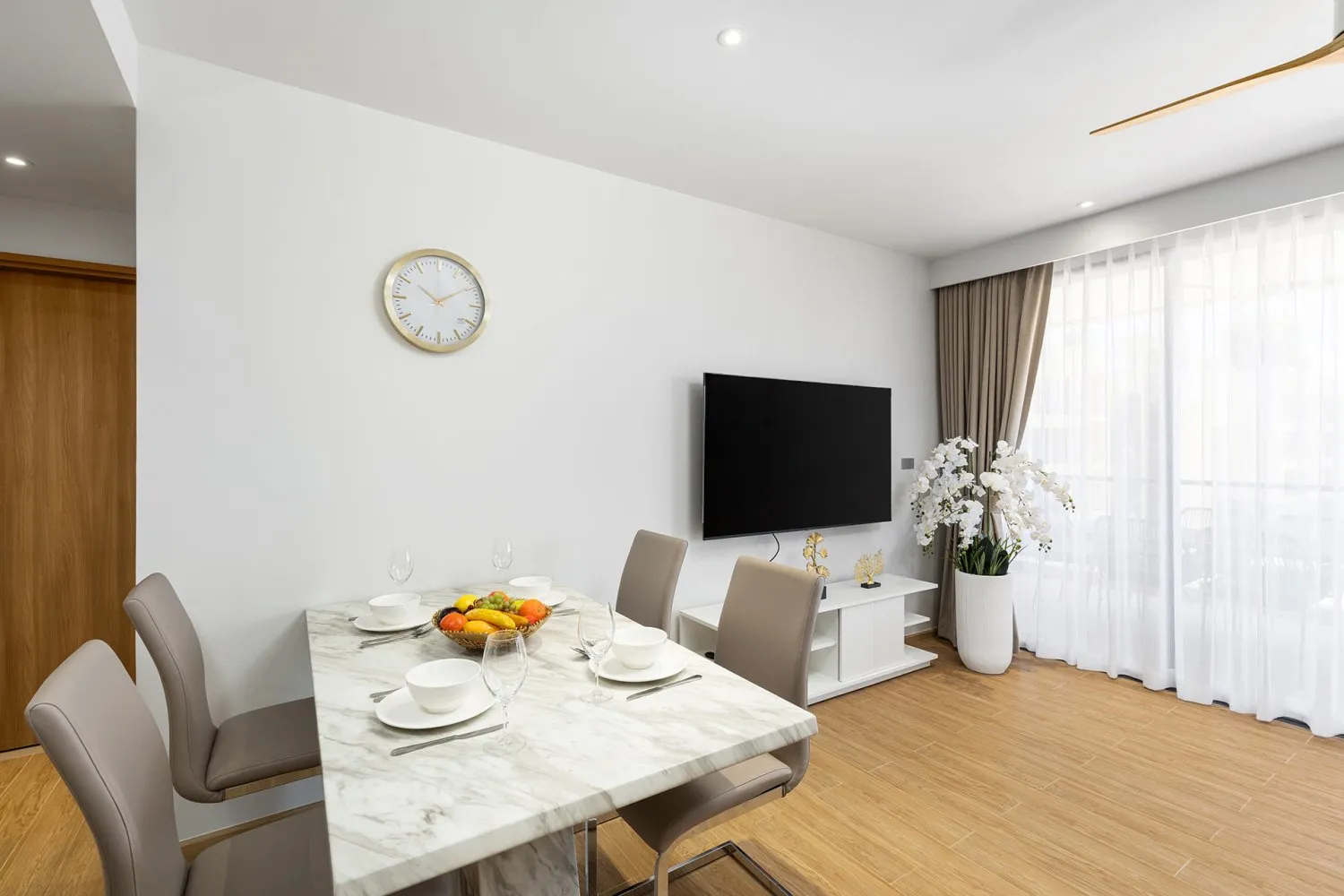 Property image - full photo 23