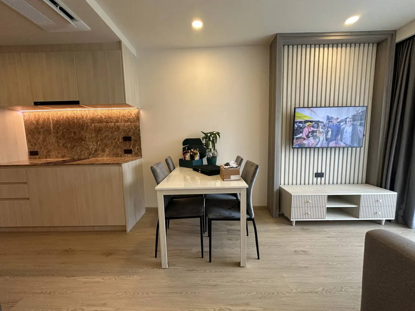 Property image - full photo 1