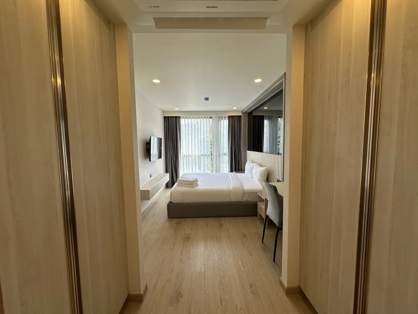 Property image - full photo 10