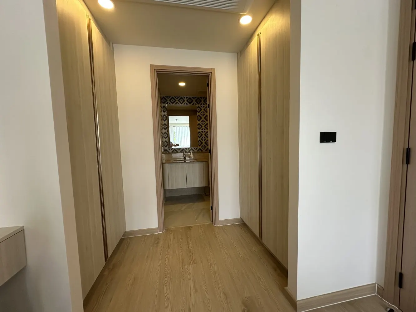 Property image - full photo 8