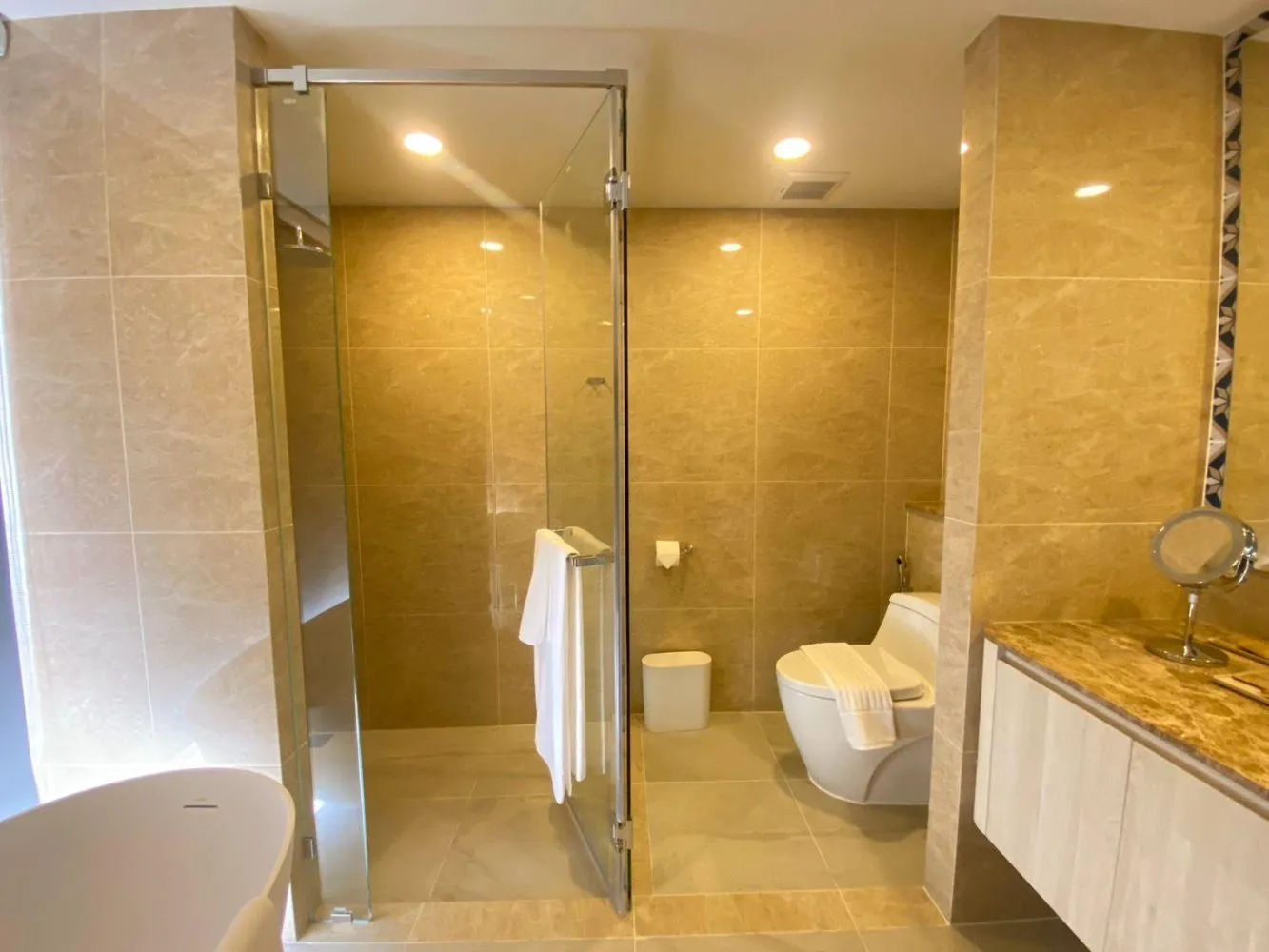 Property image - full photo 6