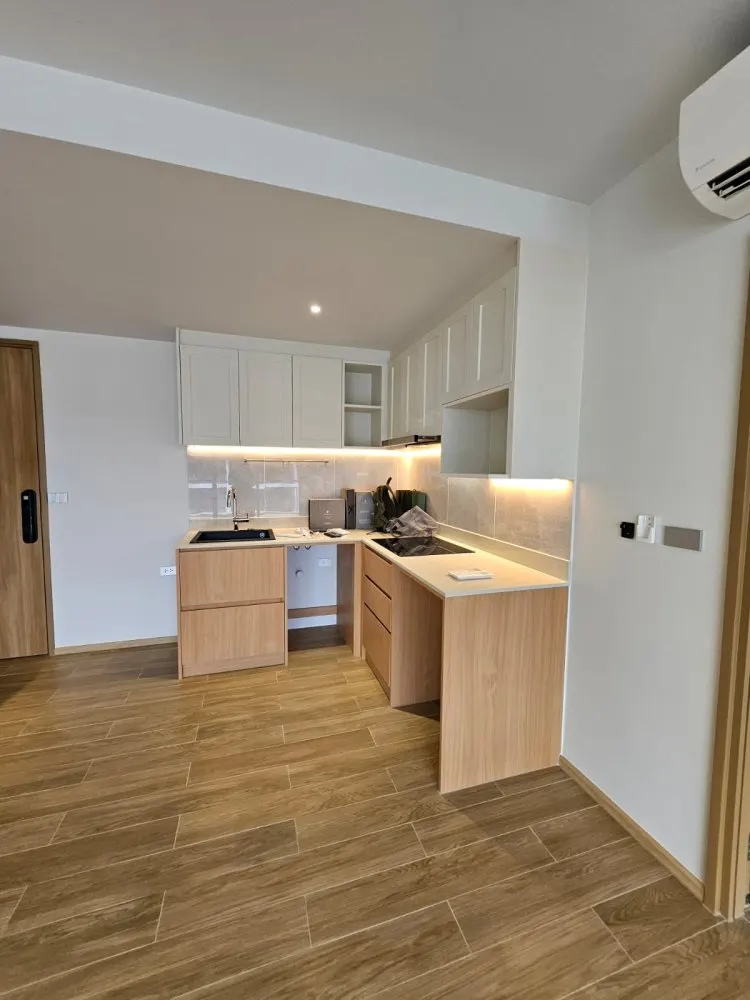 Property image - full photo 6