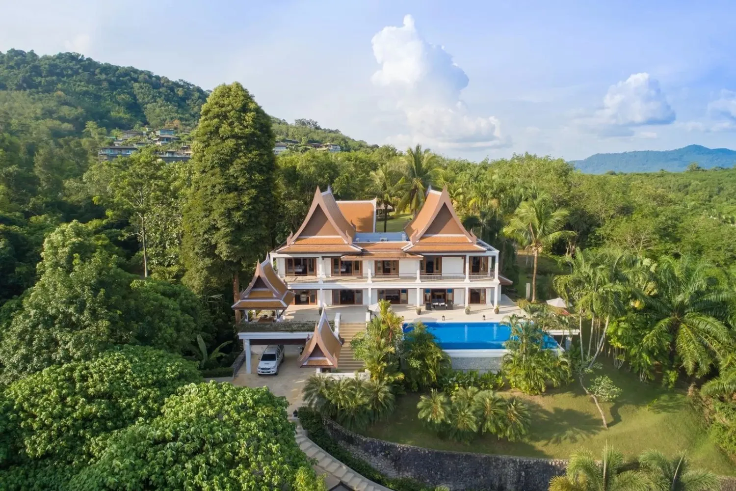 Property image - full photo 1