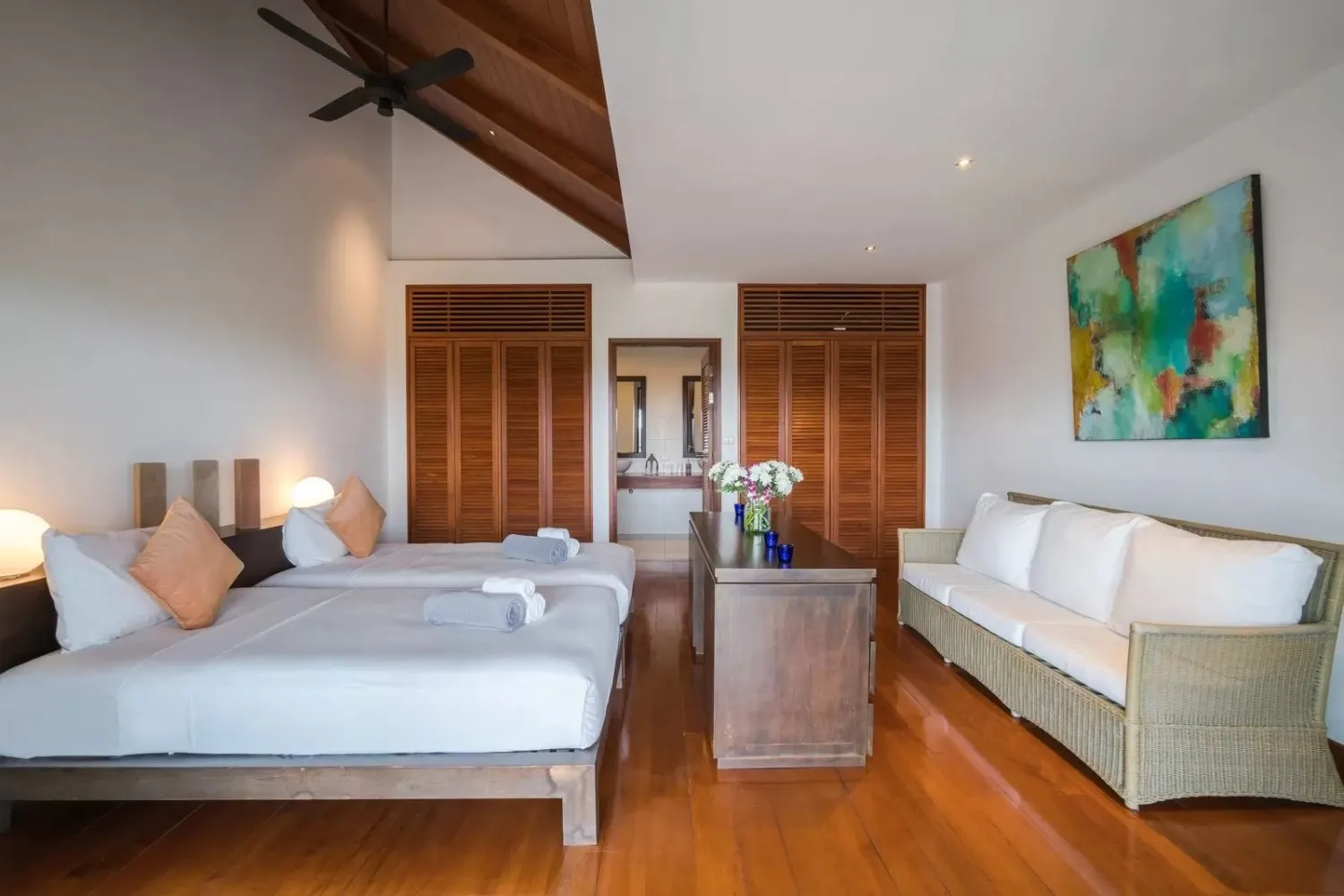Property image - full photo 14