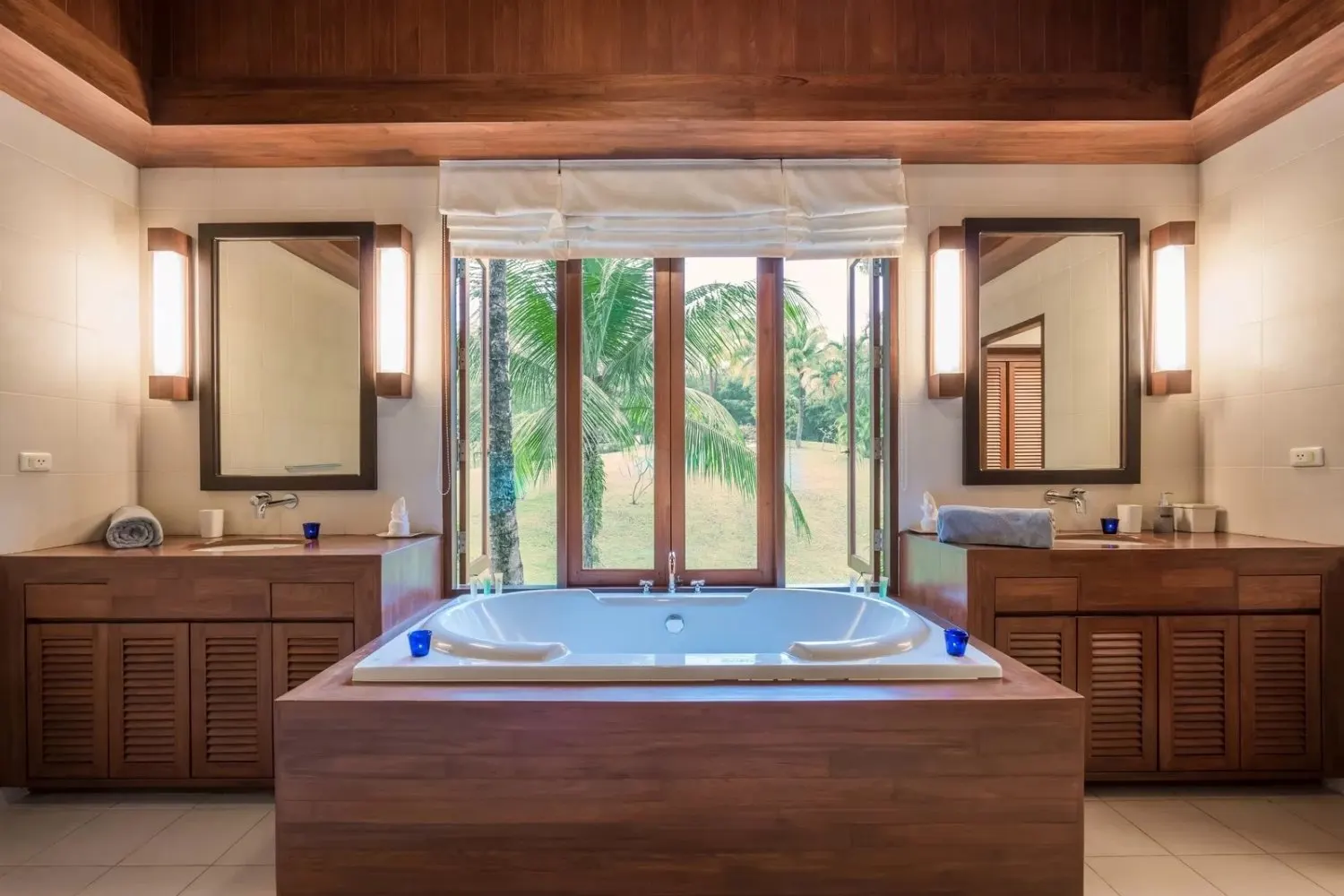 Property image - full photo 13