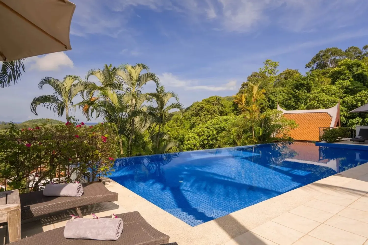Property image - full photo 37