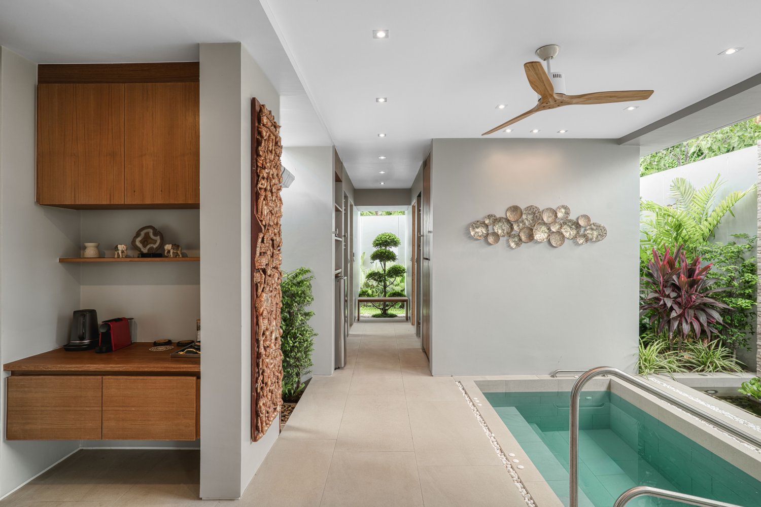 Property image - full photo 16