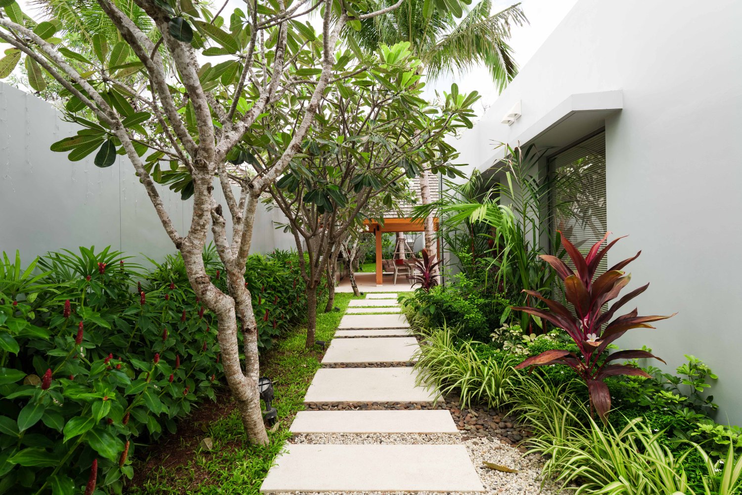 Property image - full photo 37