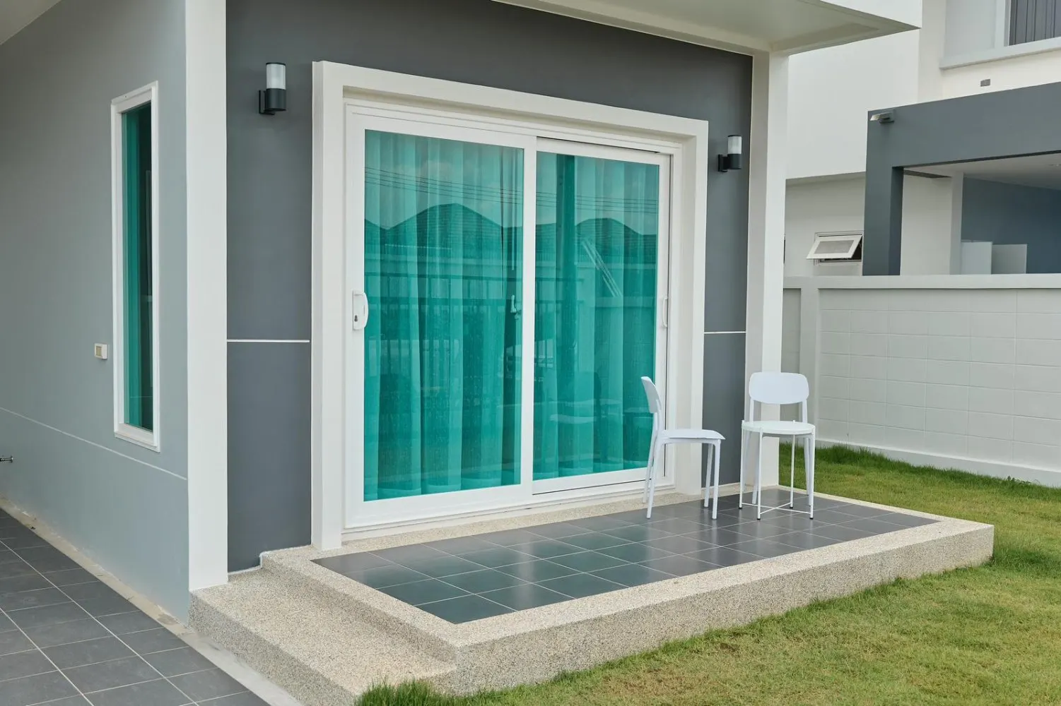 Property image - full photo 32