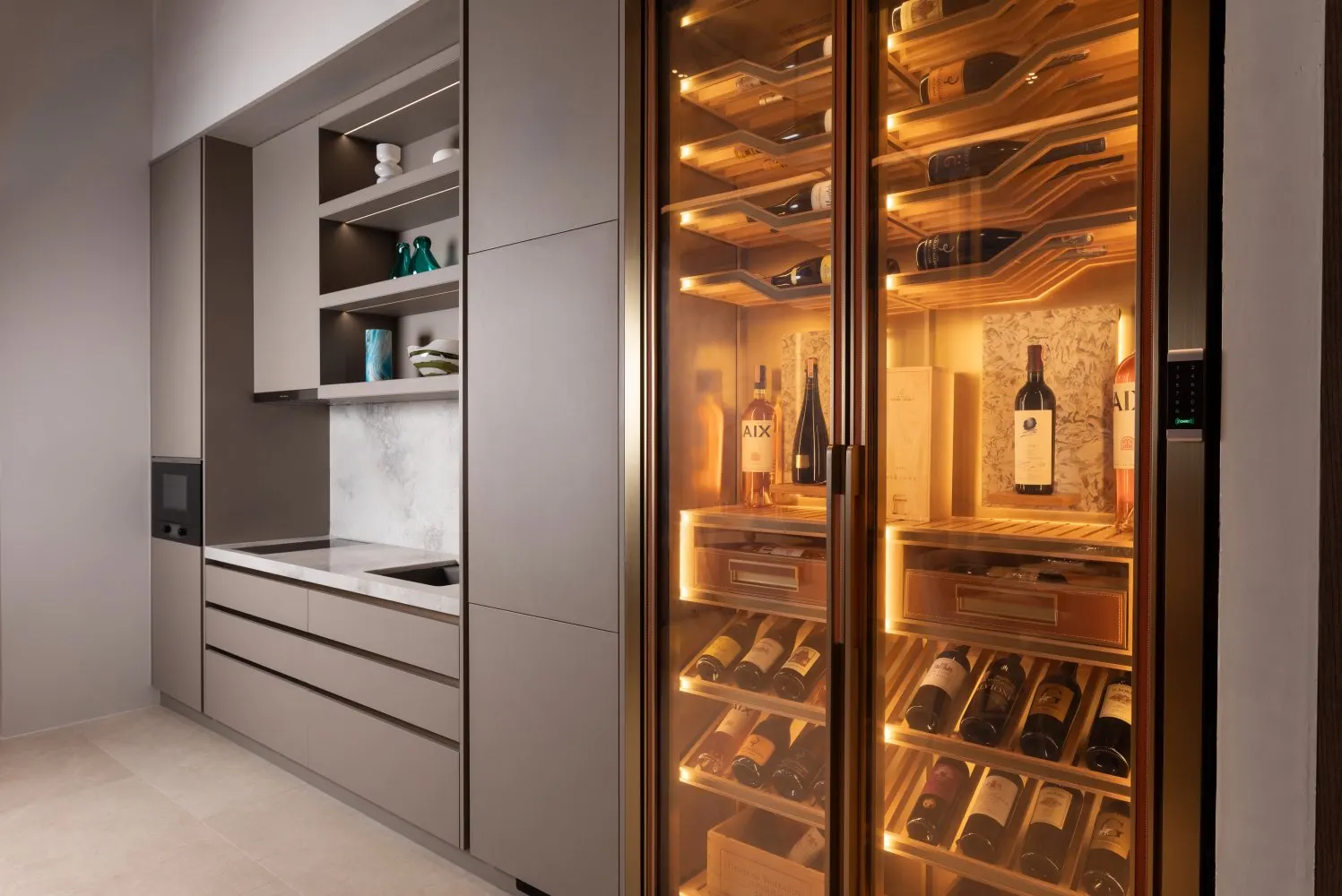 Property image - full photo 8