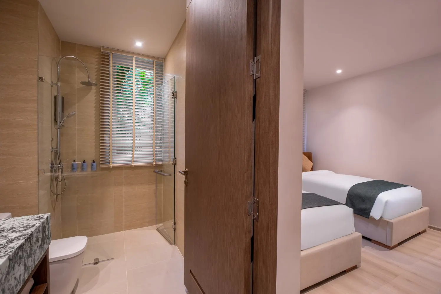 Property image - full photo 25