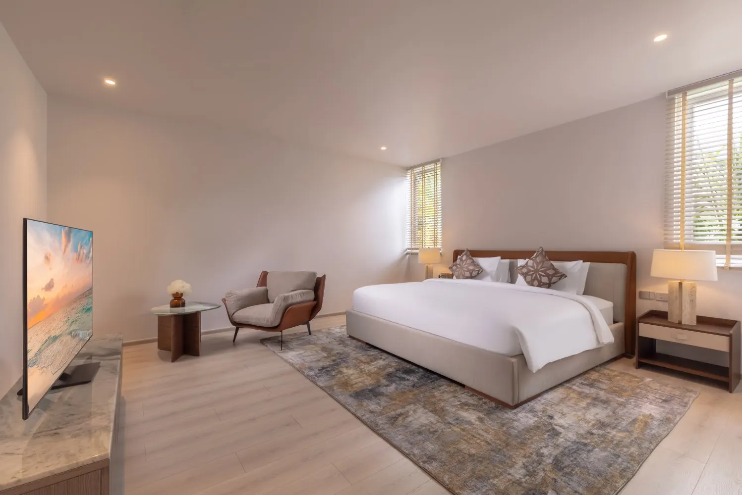 Property image - full photo 38
