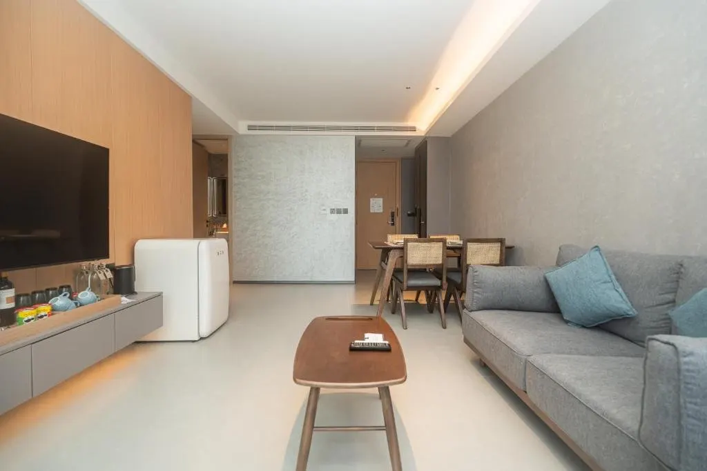 Property image - full photo 3