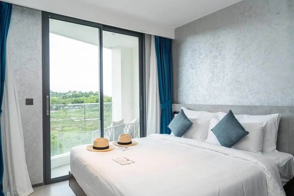 Property image - full photo 7