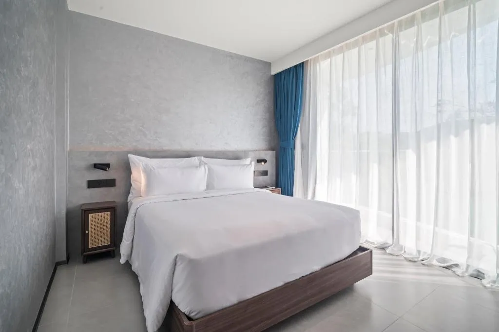 Property image - full photo 5