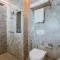 Property image - full photo 3