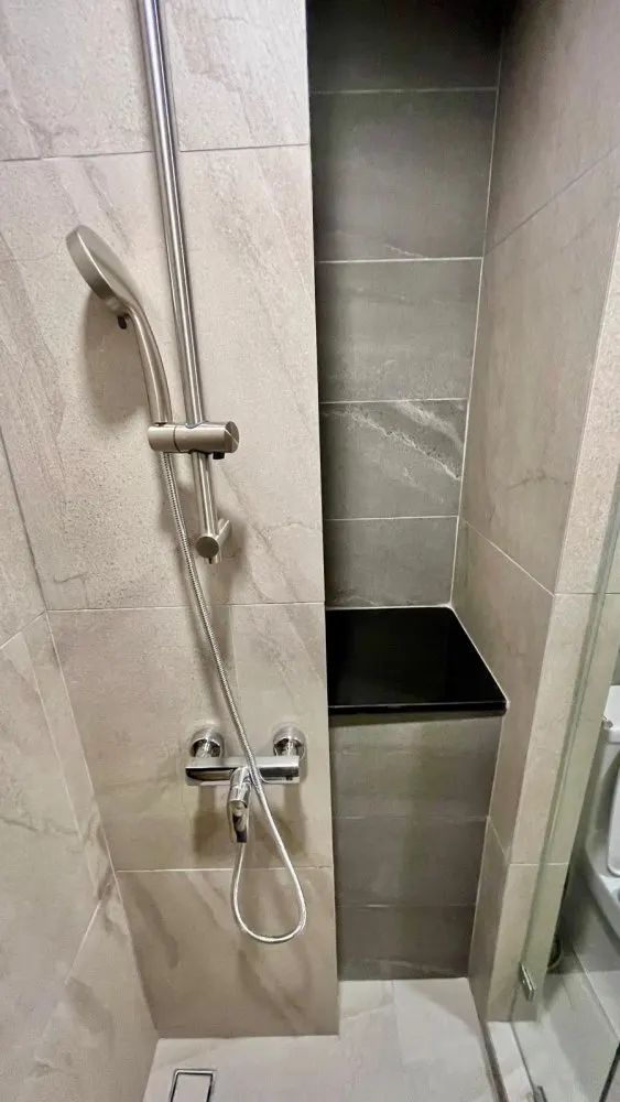 Property image - full photo 13