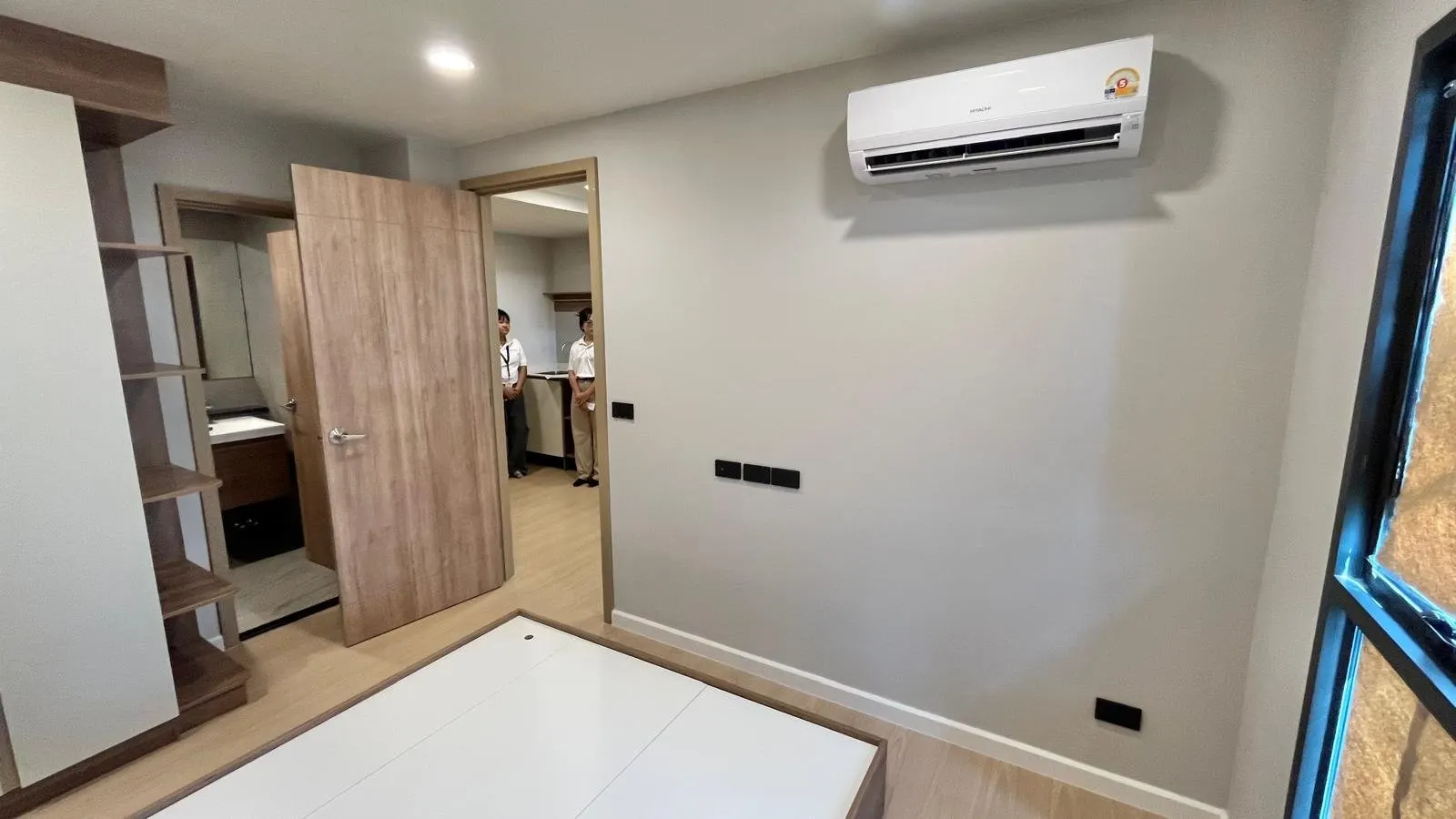 Property image - full photo 12
