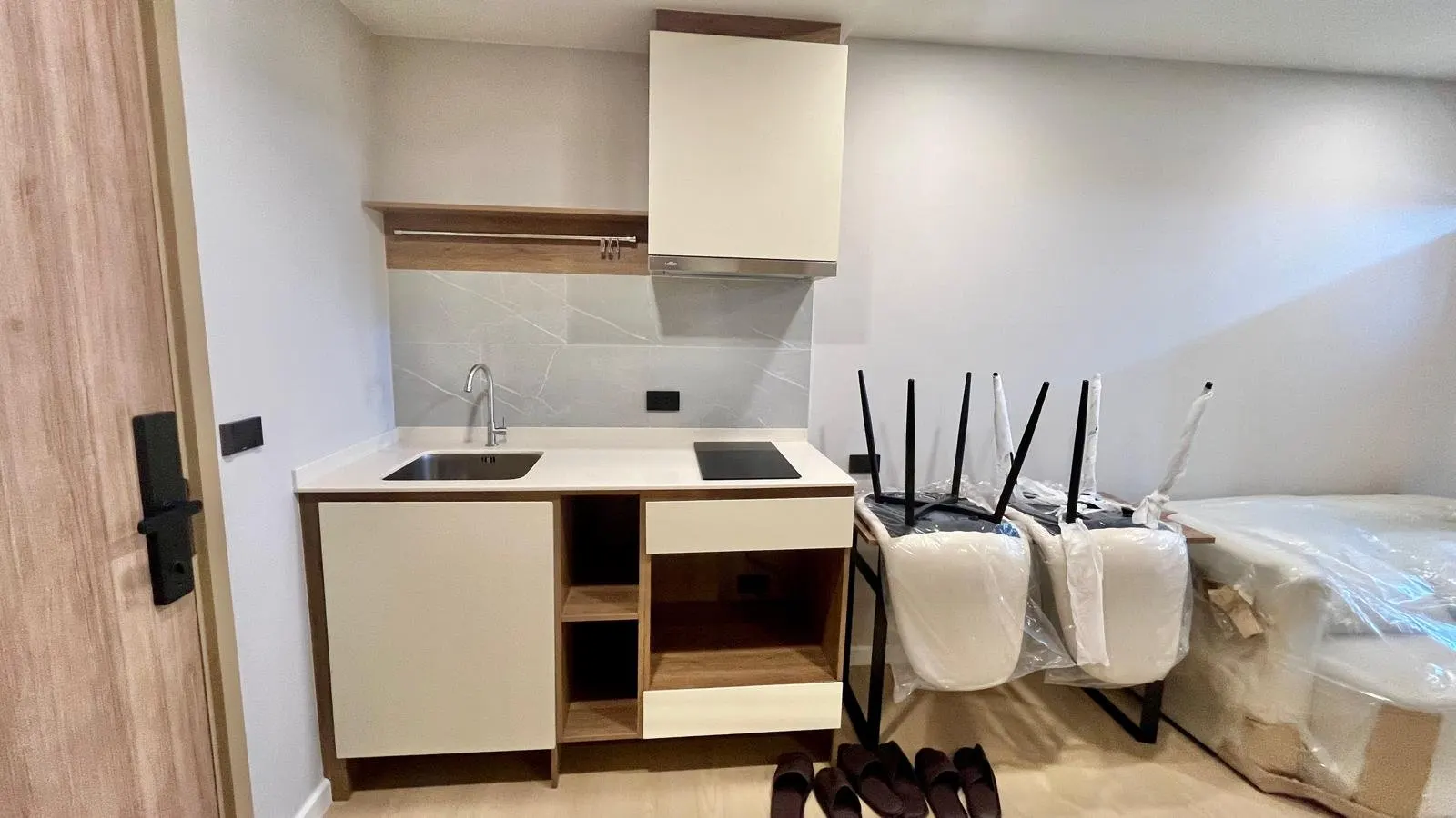 Property image - full photo 3