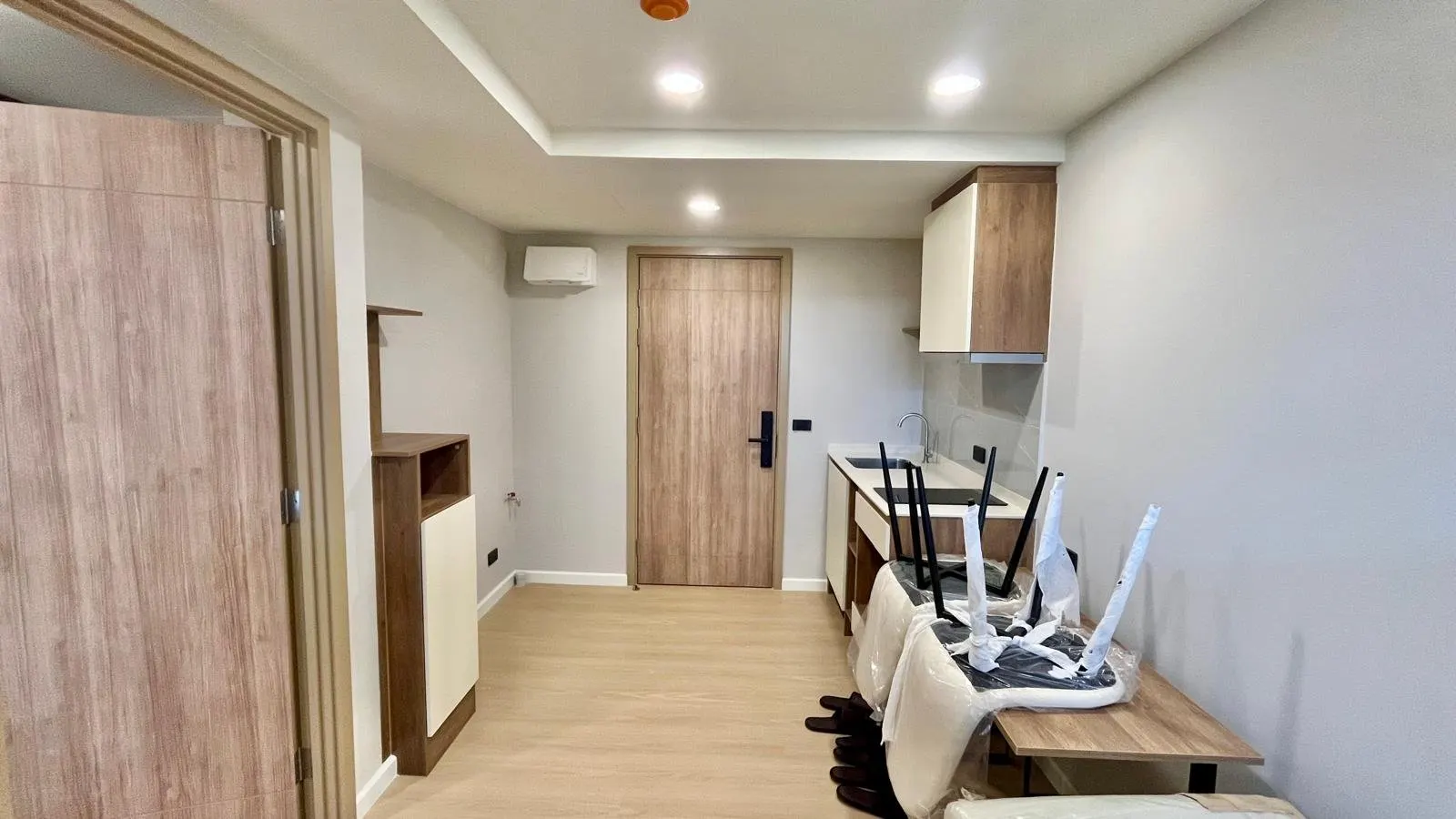 Property image - full photo 5