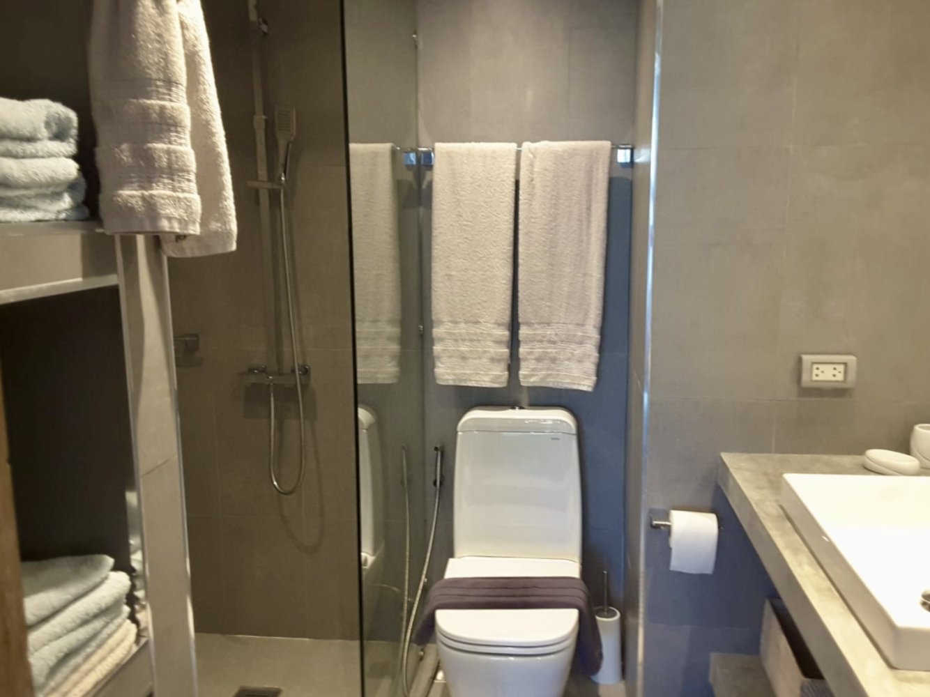Property image - full photo 13