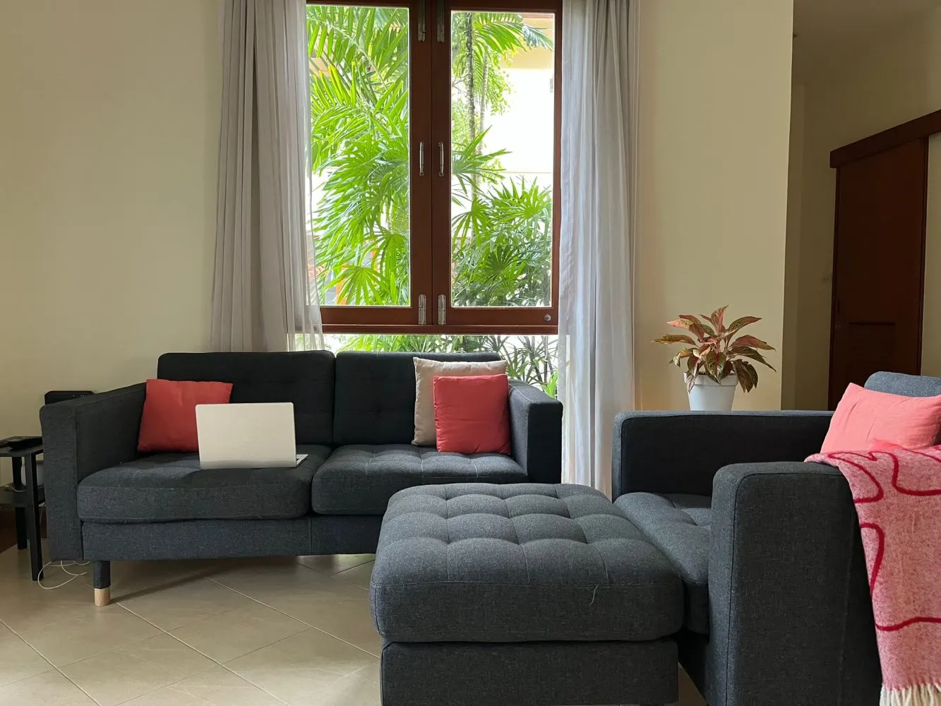 Property image - full photo 9