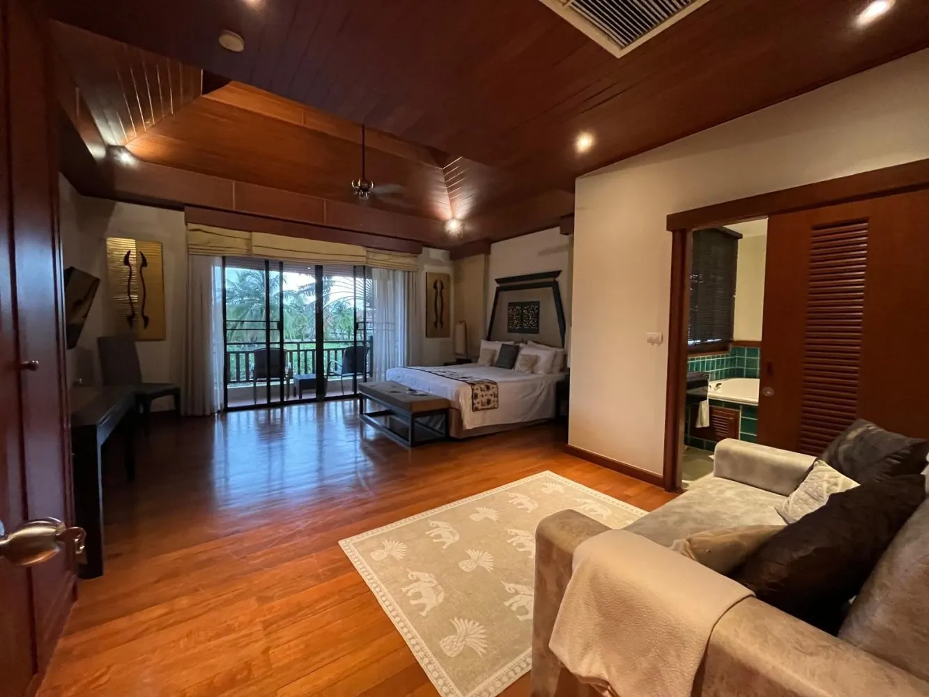 Property image - full photo 13