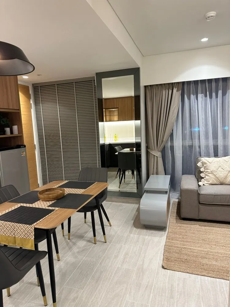 Property image - full photo 2