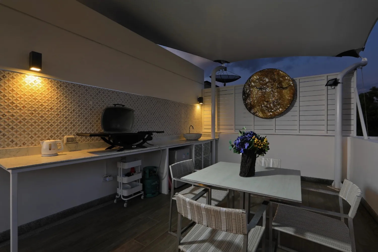 Property image - full photo 35