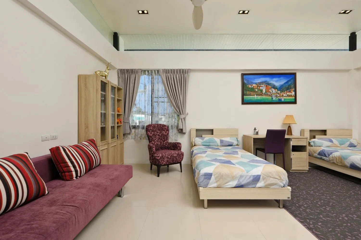 Property image - full photo 31