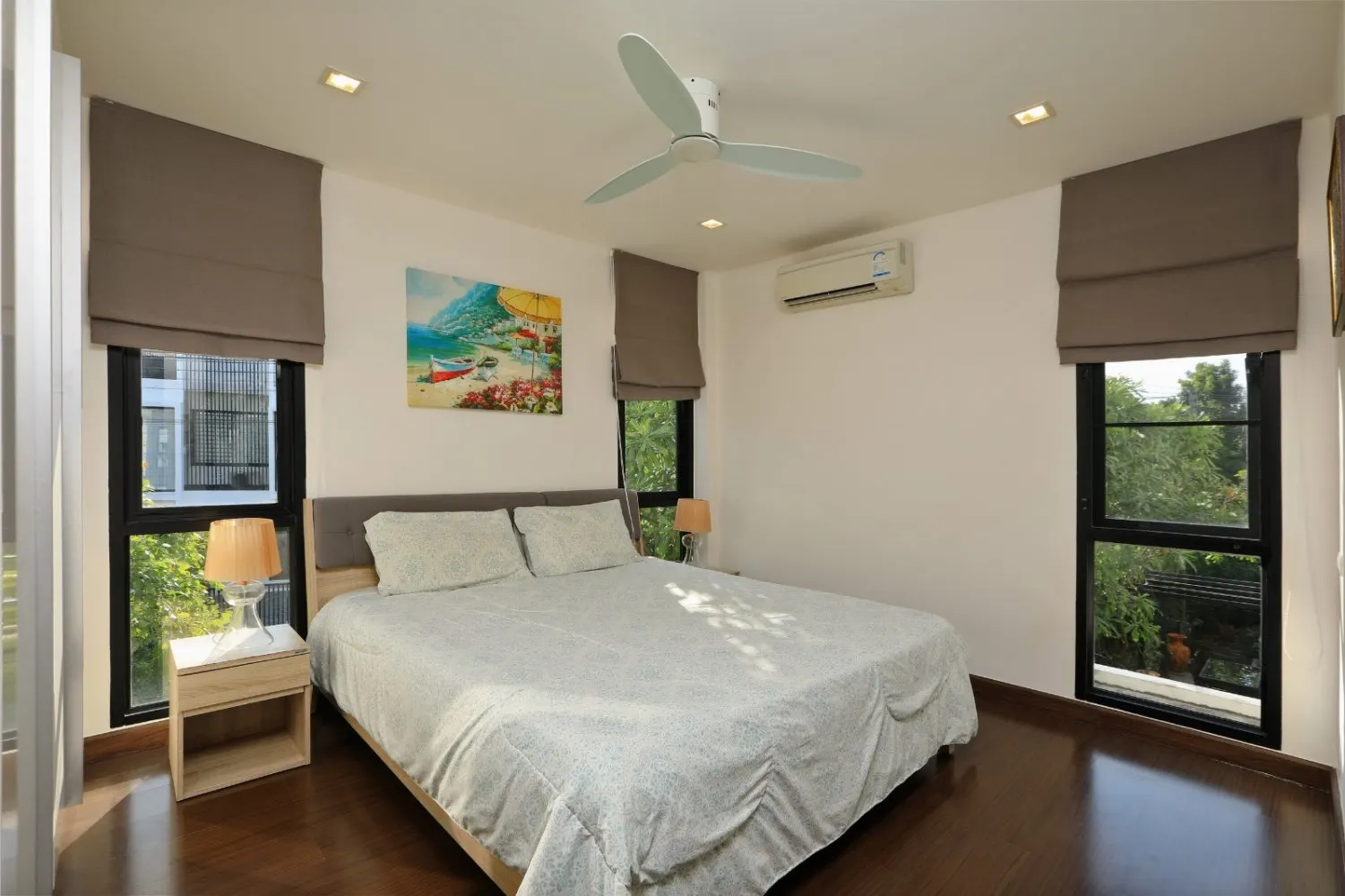 Property image - full photo 27