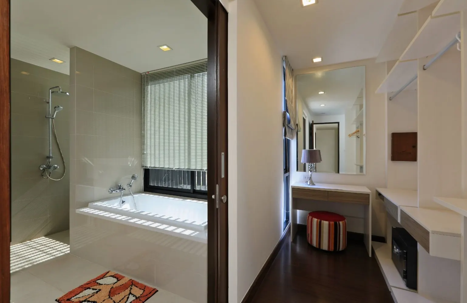 Property image - full photo 46