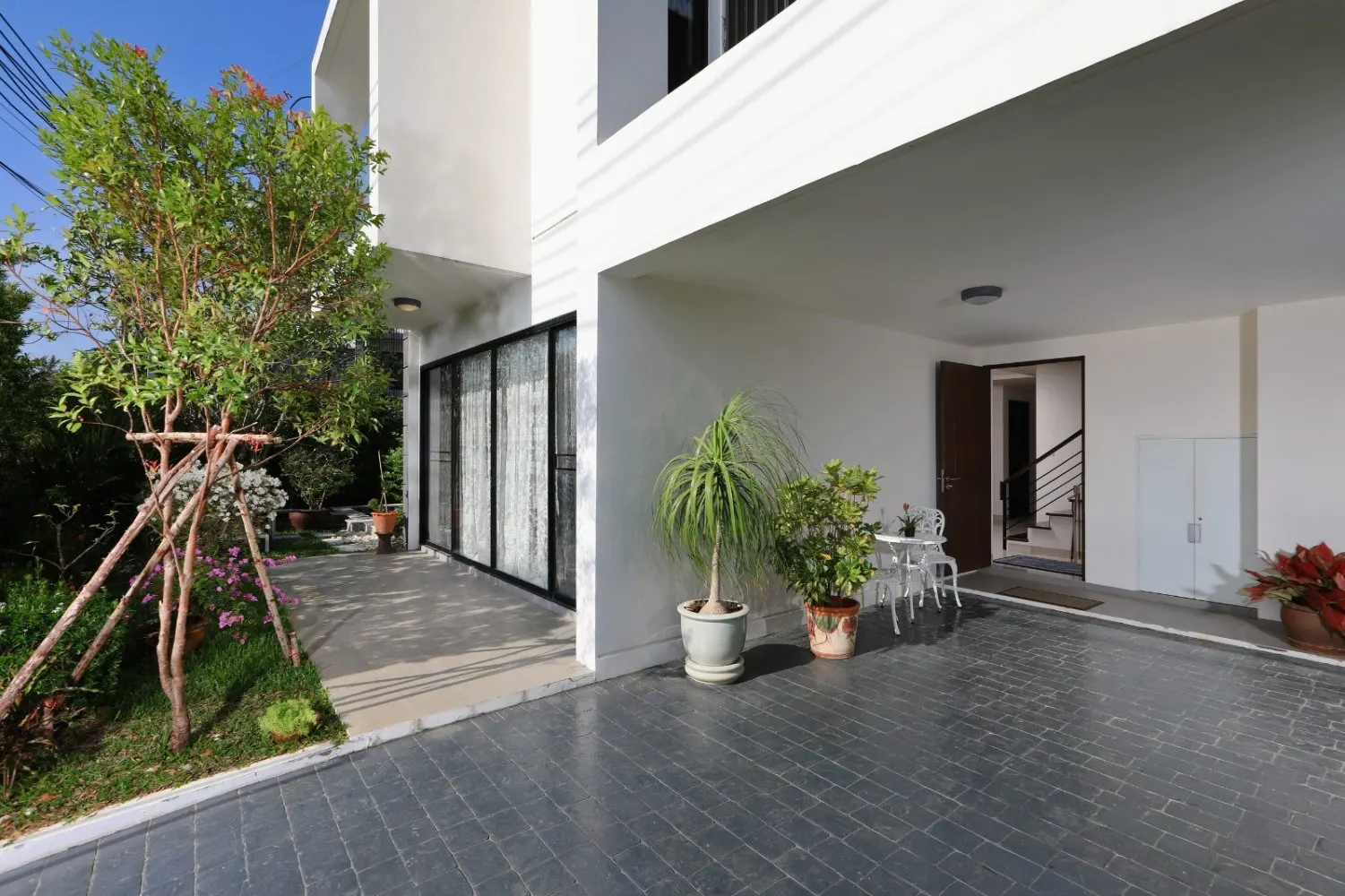 Property image - full photo 9