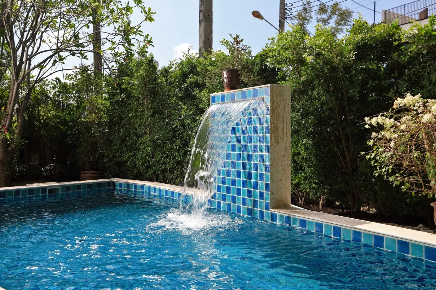Property image - full photo 8