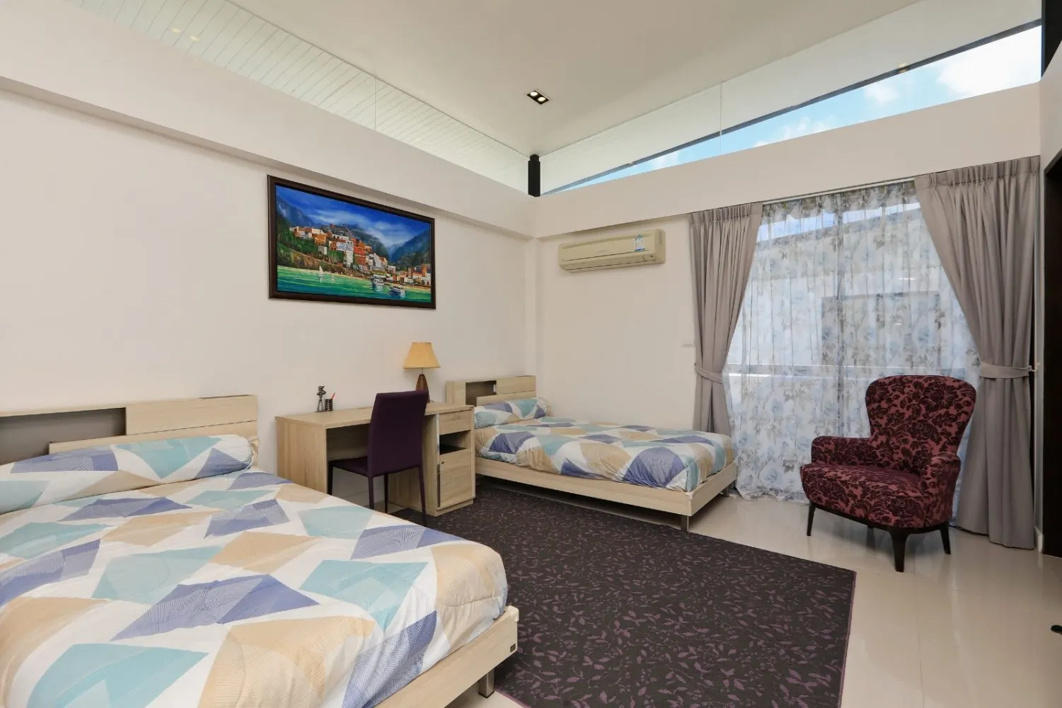 Property image - full photo 30