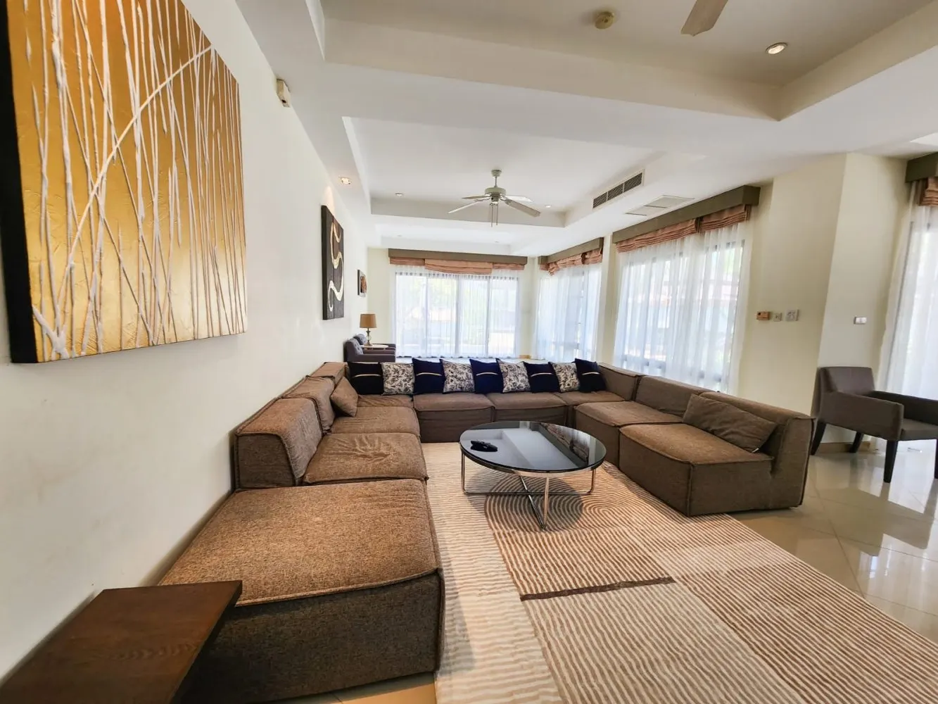 Property image - full photo 36
