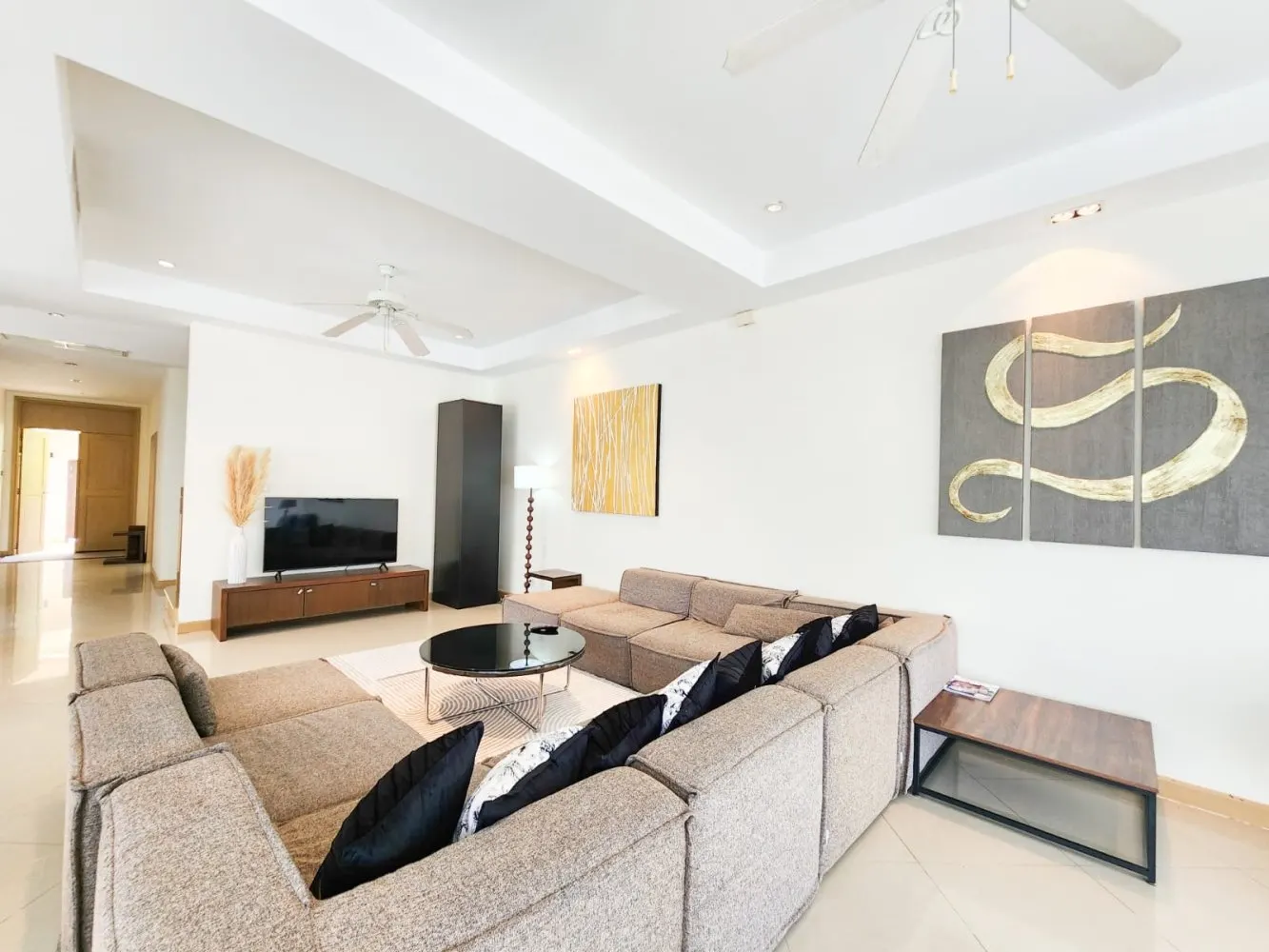 Property image - full photo 7