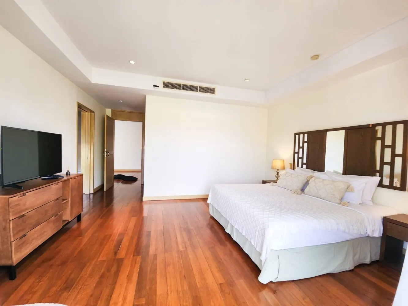 Property image - full photo 35