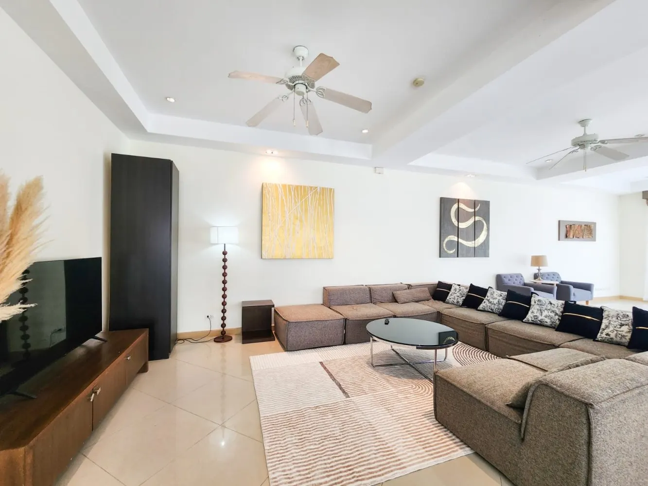Property image - full photo 21