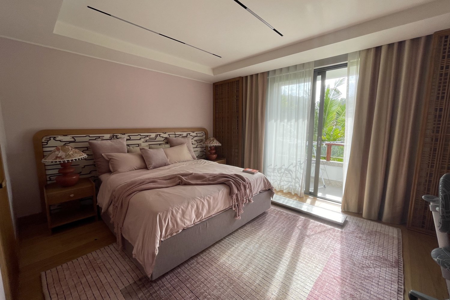 Property image - full photo 32