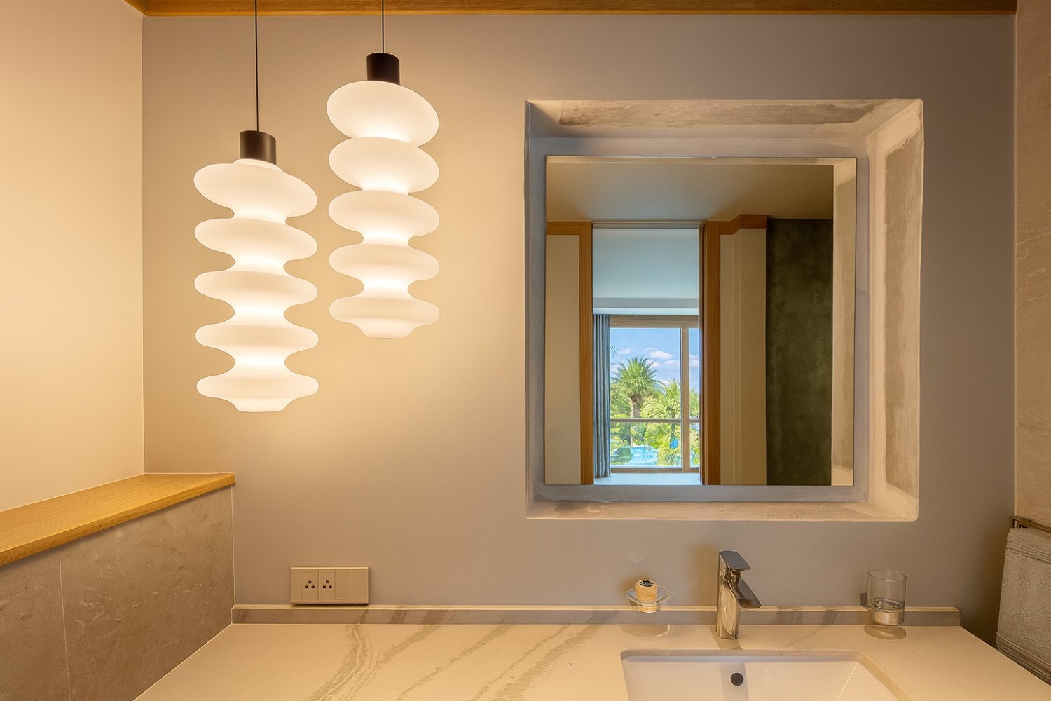 Property image - full photo 8